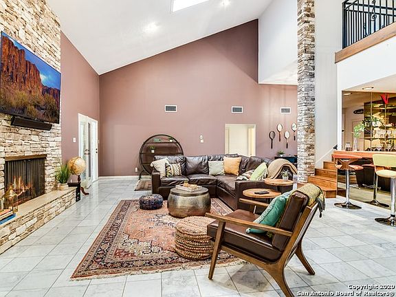 5th image of 14032 Mint Trail Dr