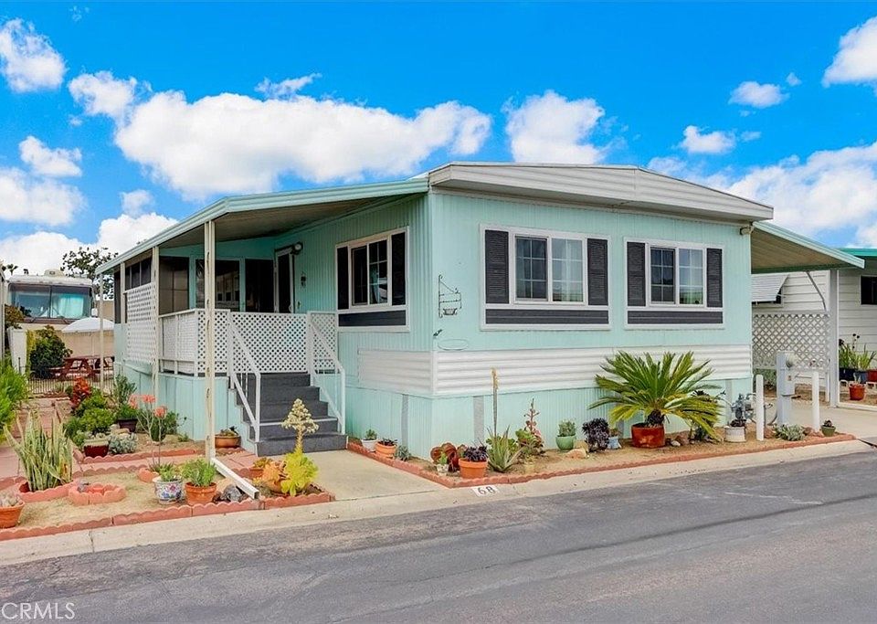 1st image of 221 N El Camino Real Space 68