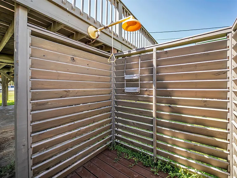 610 Surf Dr — Photo 19