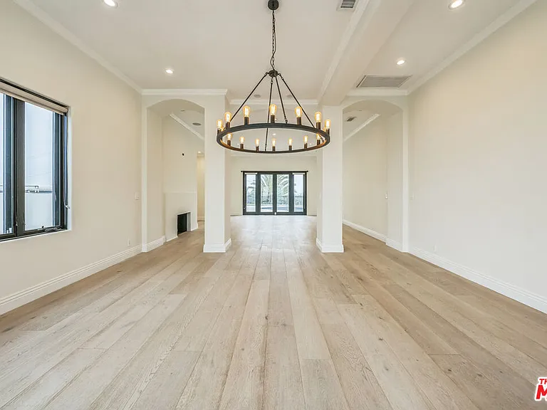 4576 Martson Dr — Photo 7