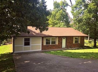 1605 Tecumseh Dr, Knoxville, TN 37912