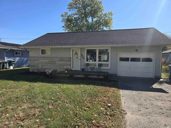 1405 E 24th St, Muncie, IN 47302