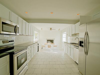 264 Lindbergh Blvd, Teaneck, NJ, 07666
