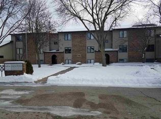 3919 Bradley Rd, Waterloo, IA 50701