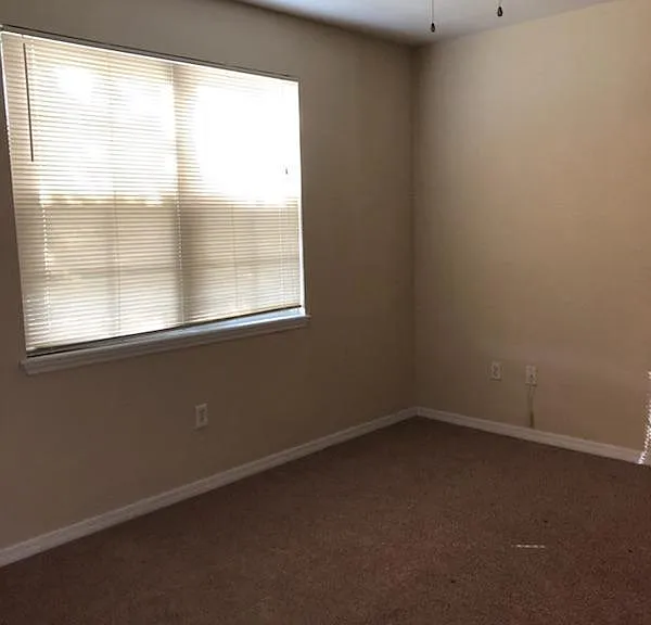 3406 Soho St #B06 — Photo 4