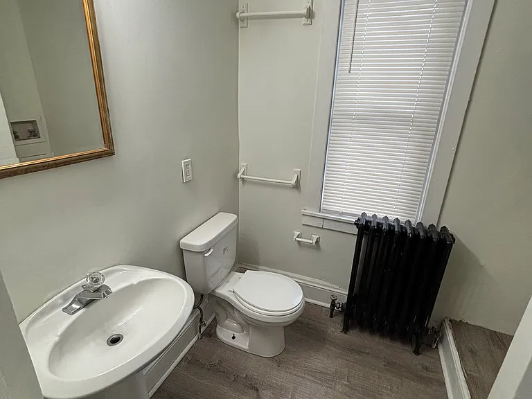 1520 N Van Buren St #2 — Photo 11