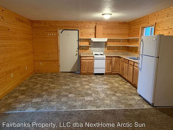 3rd image of 1144 Walker Way #B