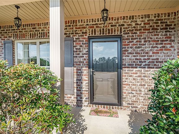 3rd image of 4850 Easton Pl