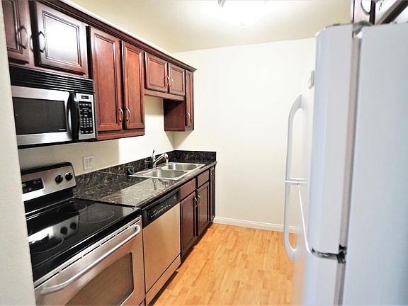 4th image of 5252 Orange Ave Unit 324