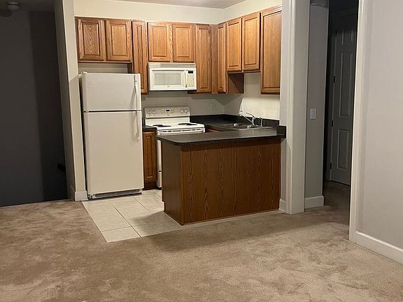 4th image of 1448B Stickley Ave Unit B