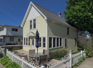 53 Promenade Pl, South Haven, MI 49090