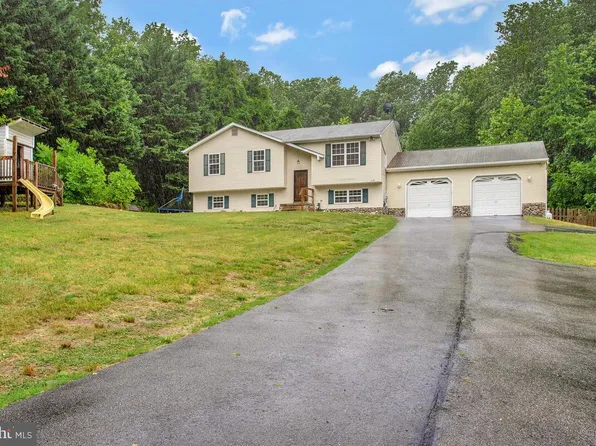 2221 Adelina Rd, Prince Frederick, MD 20678