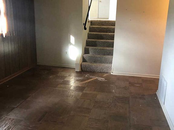 4th image of 15333 Blueridge View Dr