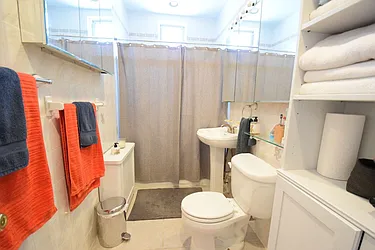 Rented by Rolling Stone Realty LLC