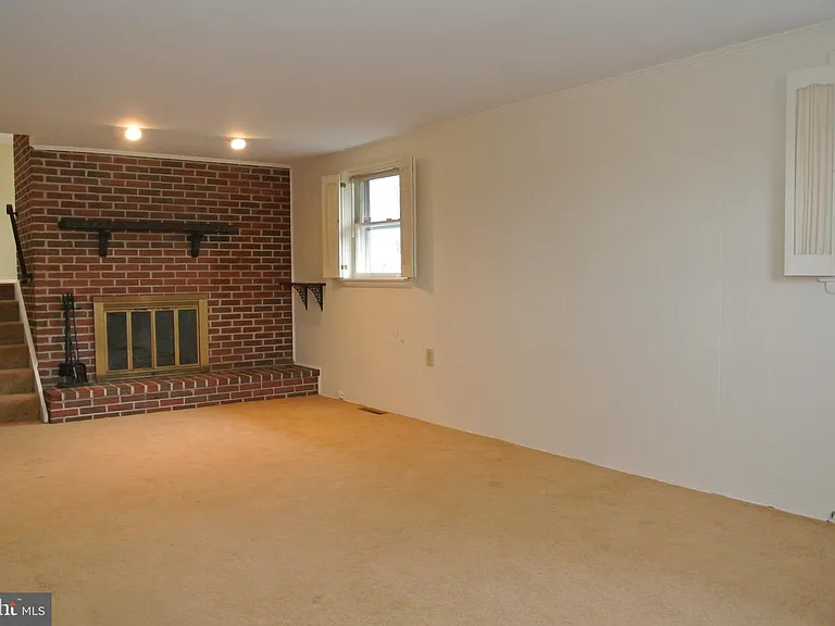 2140 Nodleigh Ter — Photo 22