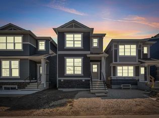 27 N Amblefield Ave NW, Calgary, AB T3P 2C1