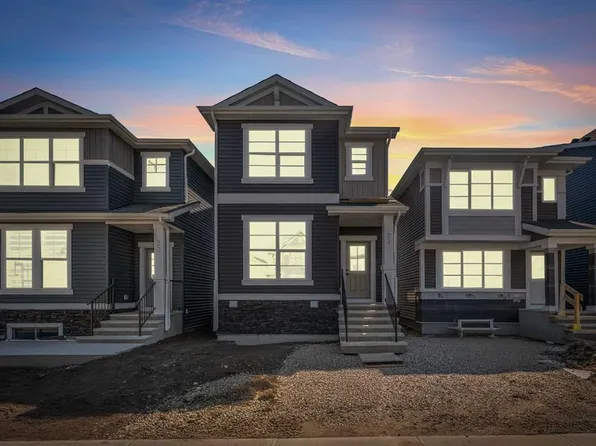 27 N Amblefield Ave NW, Calgary, AB T3P 2C1