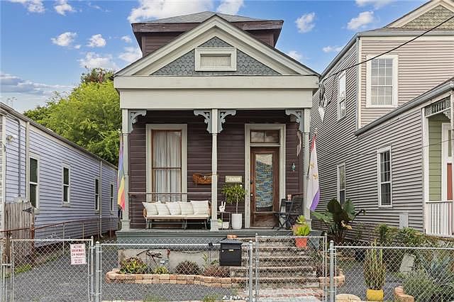 1st image of 423 S Dupre St