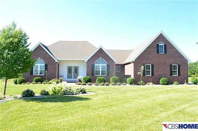 1st image of 1375 Lakeview 2 Dr