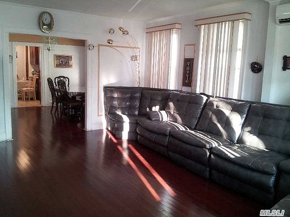 3rd image of 8121 169 Street