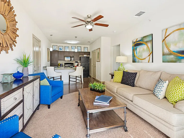 Apartments with Vaulted Ceilings on Top Floors