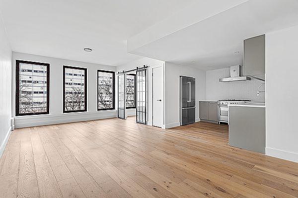 1st image of 422 W 49th St Unit 5A