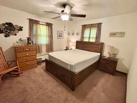 5th image of 5265 Woodridge Dr