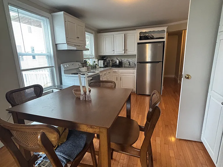 438 Washington St #2 — Photo 2