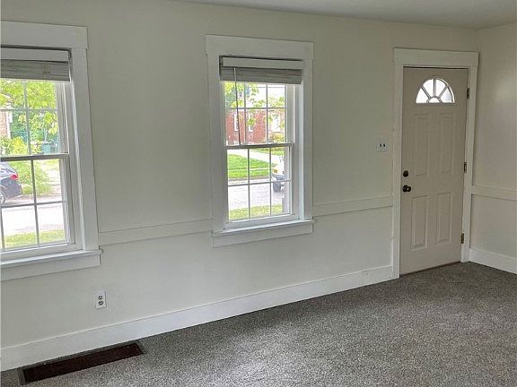 4th image of 2590 9th St
