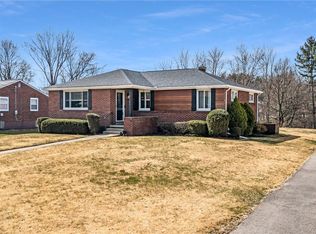 9163 Lancelot Dr, Pittsburgh, PA