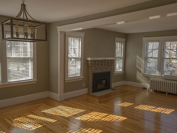 Living room/dining room.
