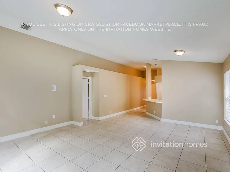 6249 Island Way — Photo 4