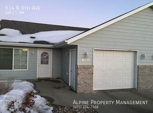 614 N 9th Ave, Brandon, SD 57005