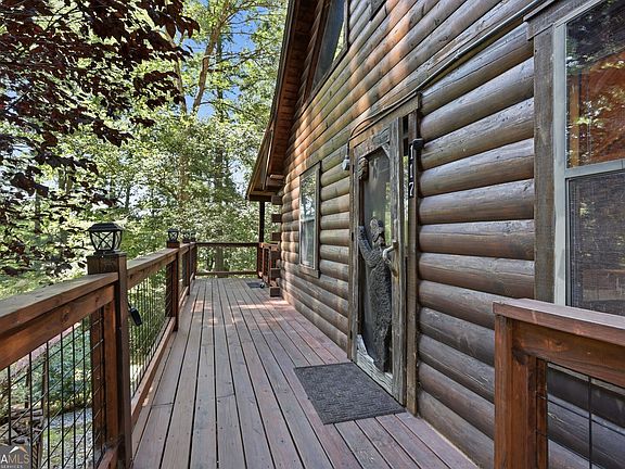 2nd image of 117 Hunting Hills Dr