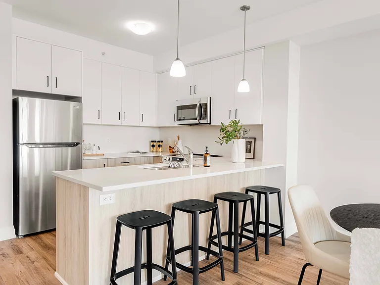 660 Sunningdale Rd E #316 — Photo 11
