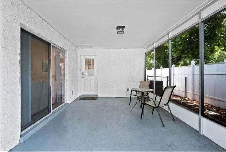 2366 17th Ave SW #2366 — Photo 4