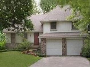 1804 E Stratford Rd, Olathe, KS 66062