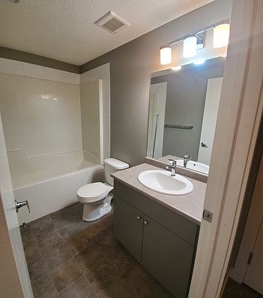 5th image of 7828 Erasmus Wynd NW