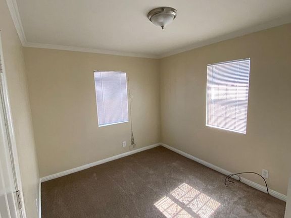 4th image of 1428 W 84th Pl APT C