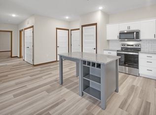 5401 94th Ave N #1-322, Minneapolis, MN 55443