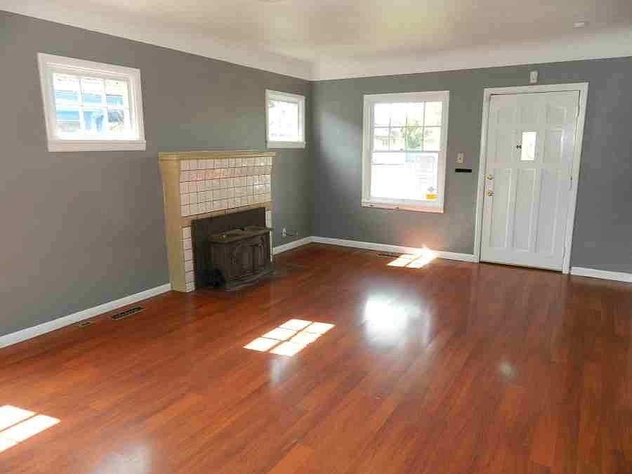 1st image of 4045 S Park Ave