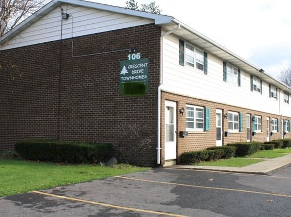 106 Crescent Dr