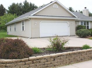 639 Washington Ave, Kewaskum, WI 53040