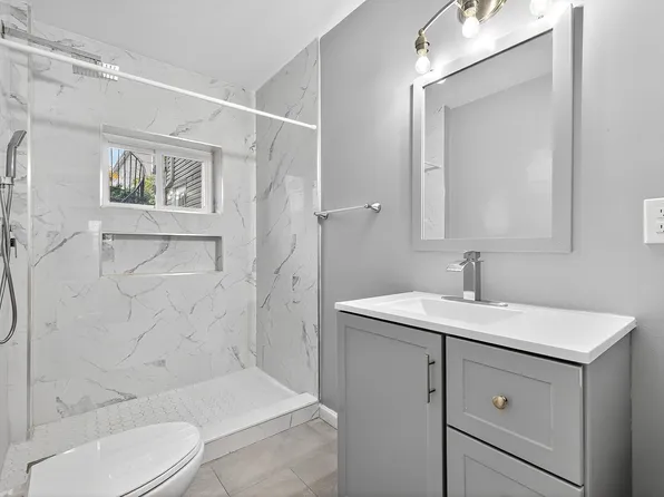 71 East 22nd Street image 10 of 25