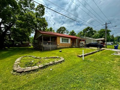 614 W Chestnut Street, Houston, MO, 65483
