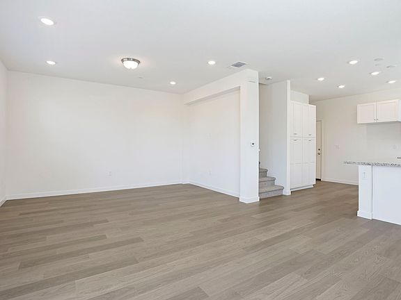 MV Lot 11_Living_Room