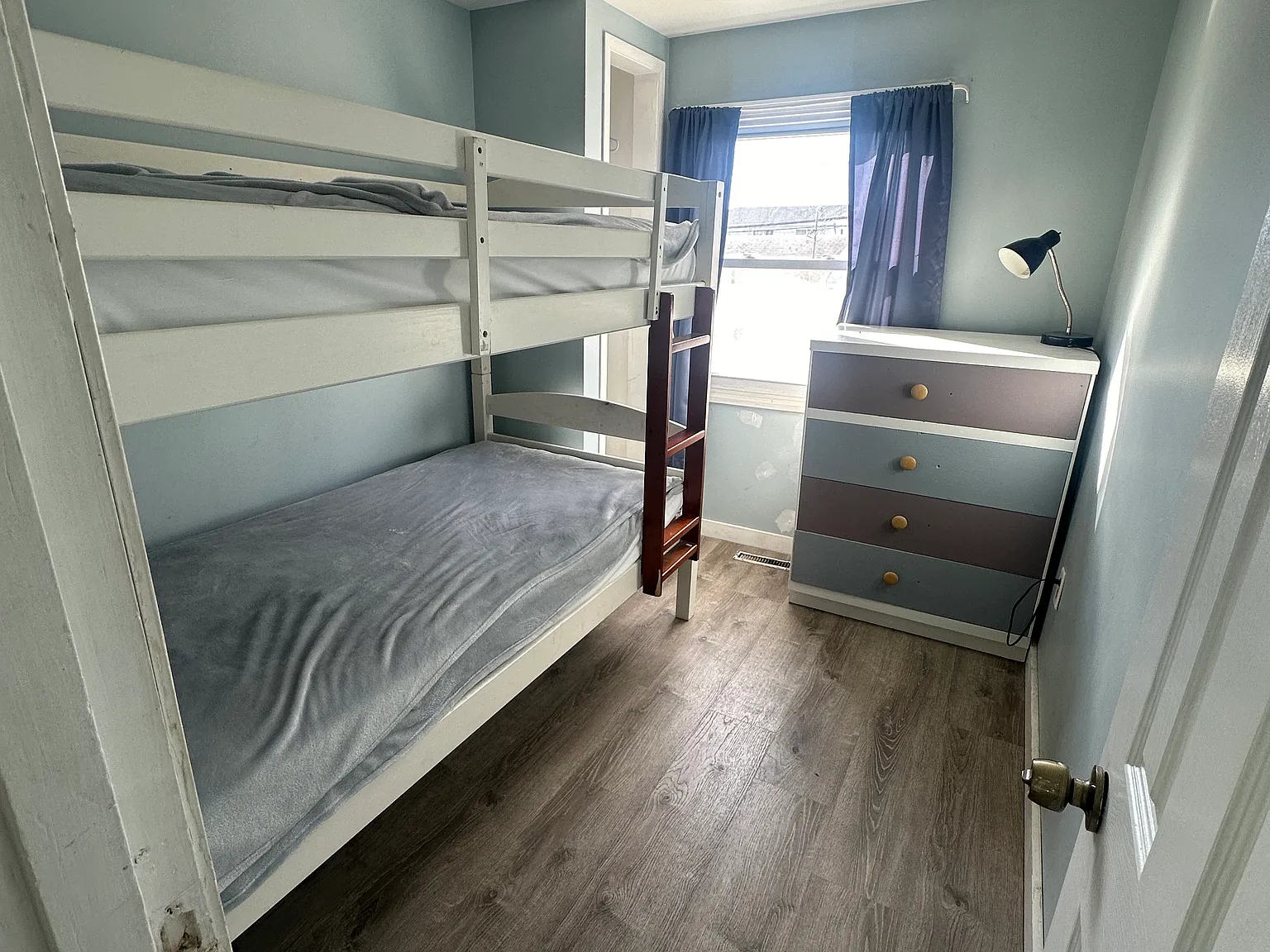2 bed, $1,900 — Photo 3