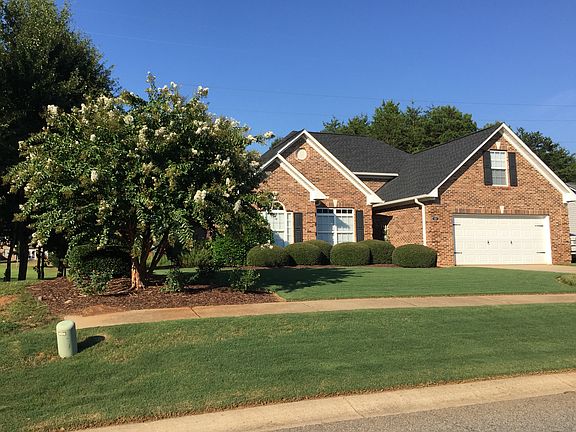 2nd image of 619 S Sweetwater Hills Dr