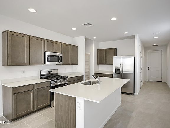 4th image of 23221 W CORONA Avenue