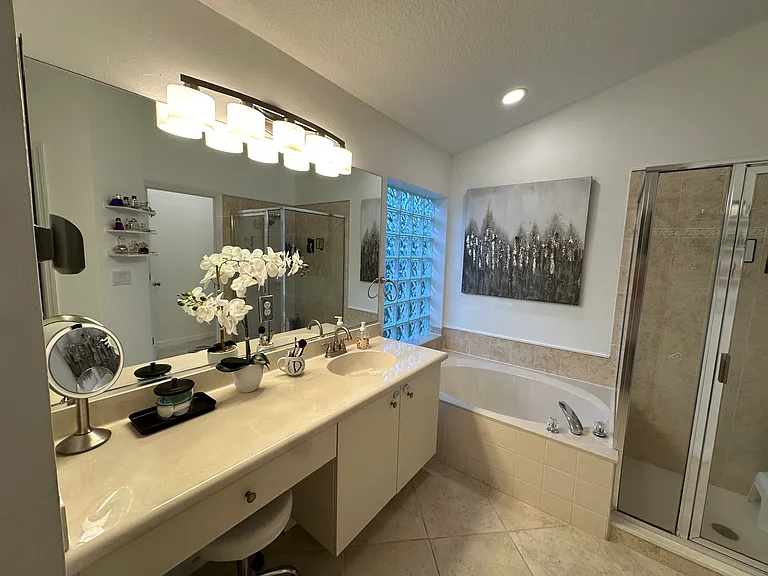 6780 Calistoga Cir — Photo 34